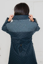 Load image into Gallery viewer, Jodie Wax Coat - Teal
