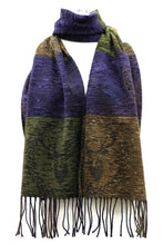 Load image into Gallery viewer, Calzeat Celtic Scarf
